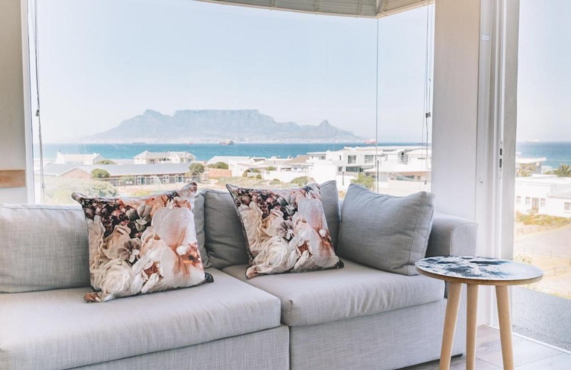 Small Bay Beach Suites كيب تاون المظهر الخارجي الصورة
